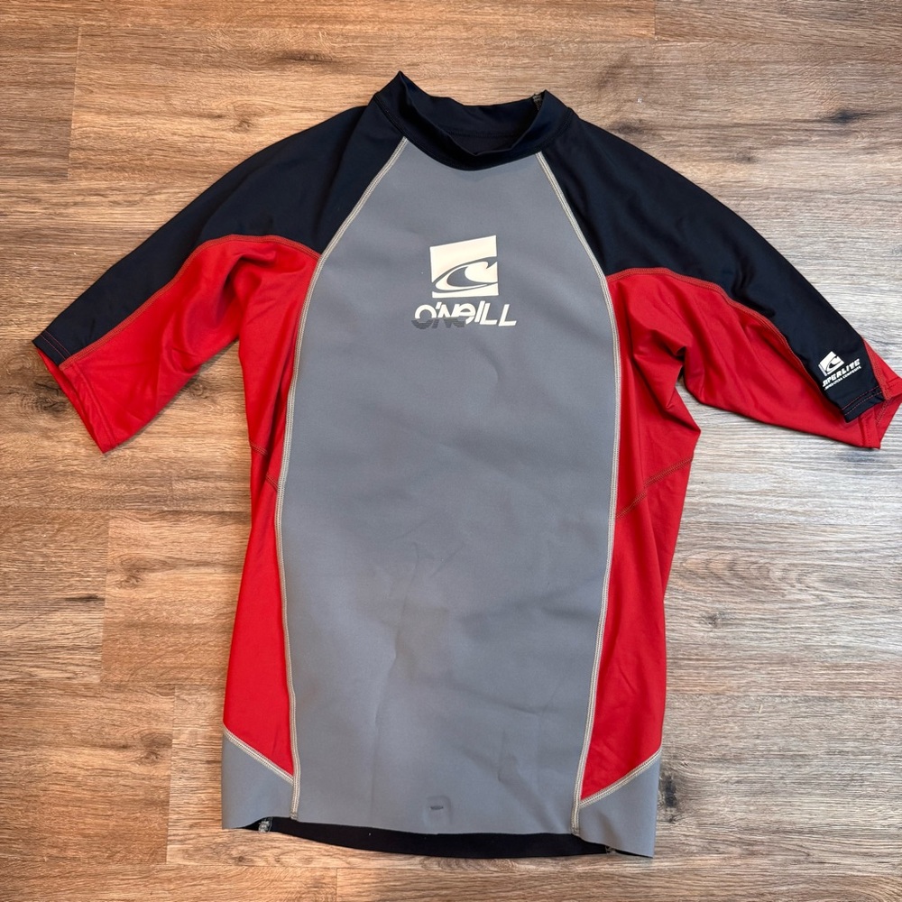 O'Neill Men's Short Sleeve Tee - Black, Red, and Gray